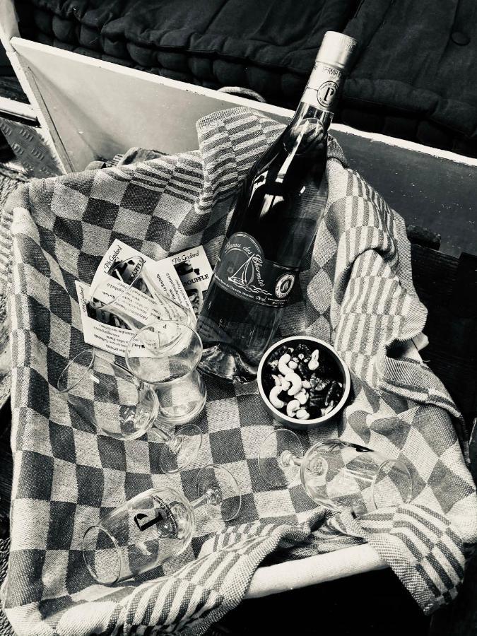 Nuit Insolite Sur Un Voilier Au Coeur De La Rochelle