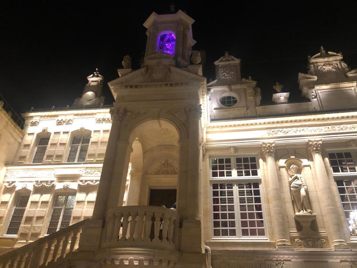 Nuit Insolite Sur Un Voilier Au Coeur De La Rochelle Botel *