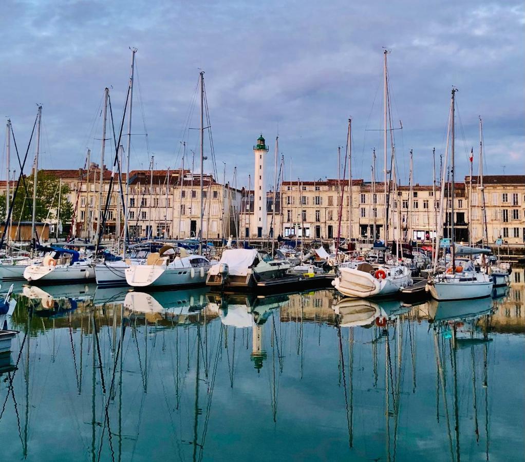 Nuit Insolite Sur Un Voilier Au Coeur De La Rochelle Botel