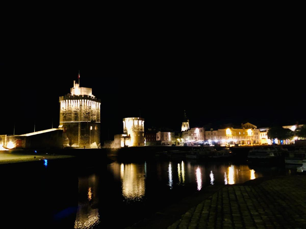 Botel Nuit Insolite Sur Un Voilier Au Coeur De La Rochelle