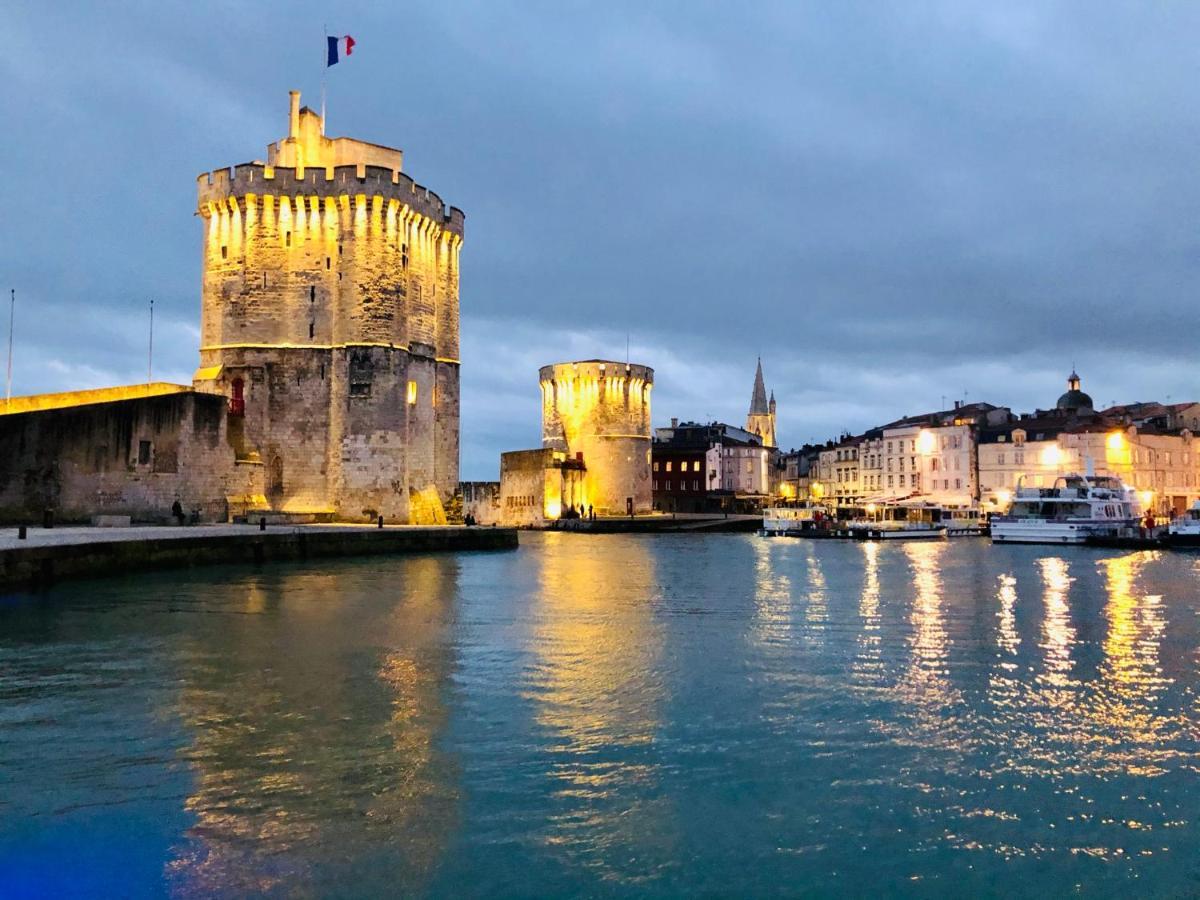 Botel Nuit Insolite Sur Un Voilier Au Coeur De La Rochelle La Rochelle (Charente-Maritime)