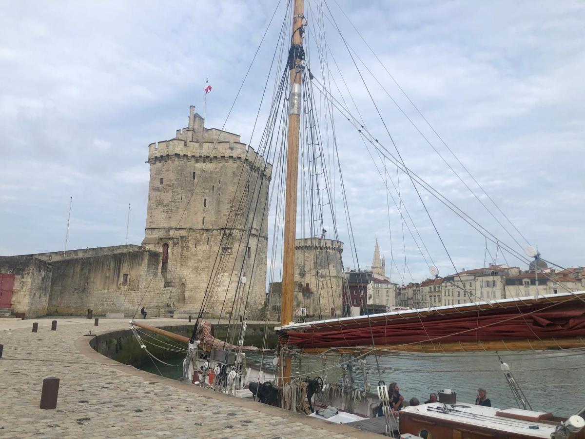 Nuit Insolite Sur Un Voilier Au Coeur De La Rochelle Botel